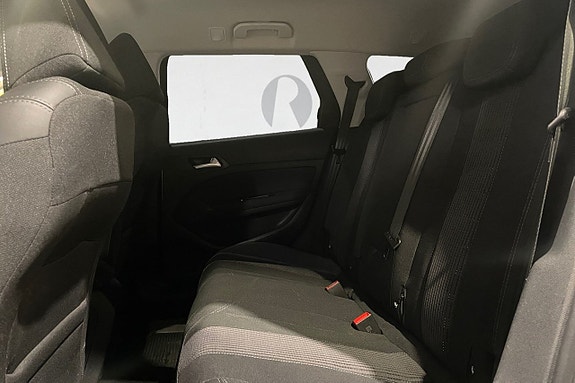 Peugeot 308 14 of 17