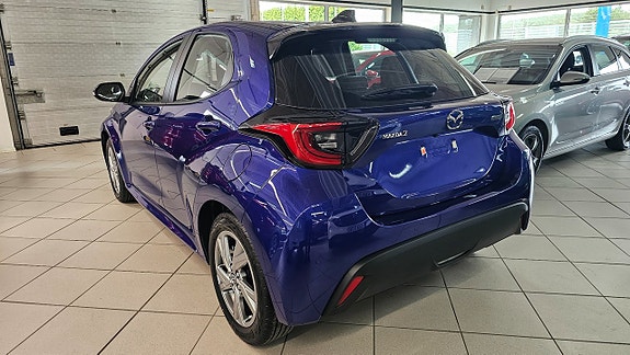 Mazda 2 7 of 9