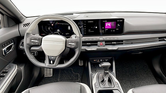 Kia K4 7 of 12