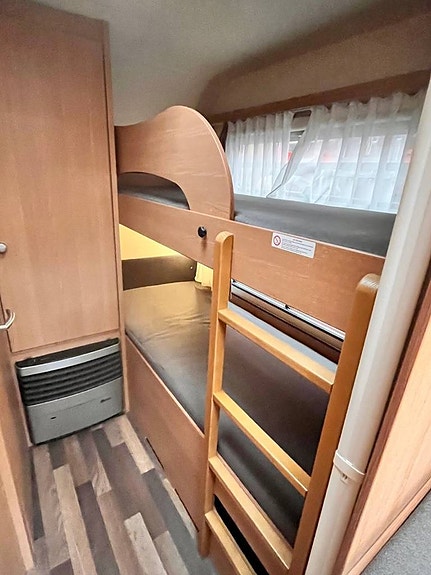 KNAUS 500 KD SPORT. Vån-säng/Golvvärme/Tält. 2017 7 of 11