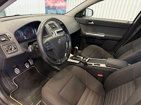 Volvo V50 8 of 20