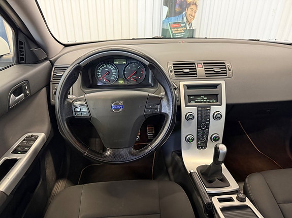 Volvo V50 9 of 20