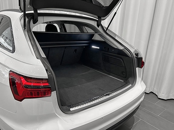 Audi A6 4 of 17