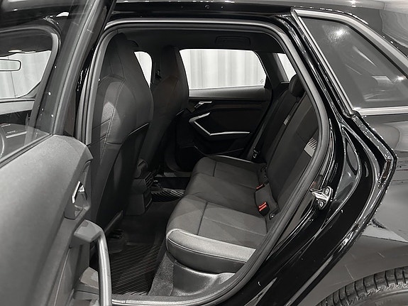 Audi A3 7 of 14