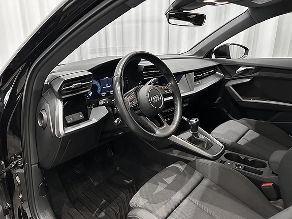 Audi A3 8 of 14