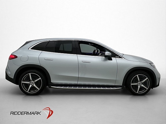 Mercedes-Benz EQE500 SUV 9 of 30