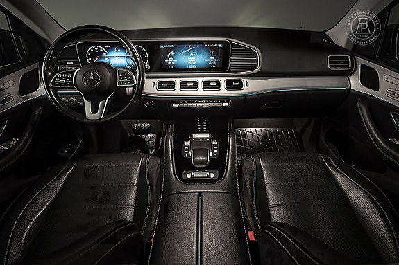 Mercedes-Benz GLE400 d 7 of 9