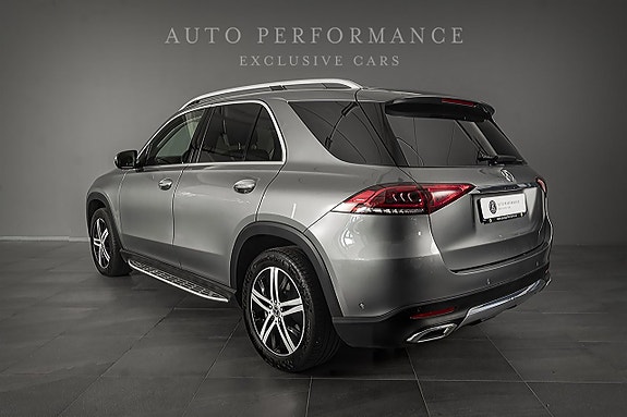 Mercedes-Benz GLE400 d 3 of 9