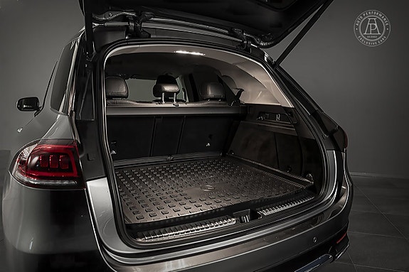 Mercedes-Benz GLE400 d 9 of 9