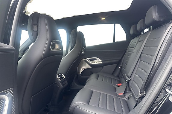 Mercedes-Benz GLC400 8 of 13