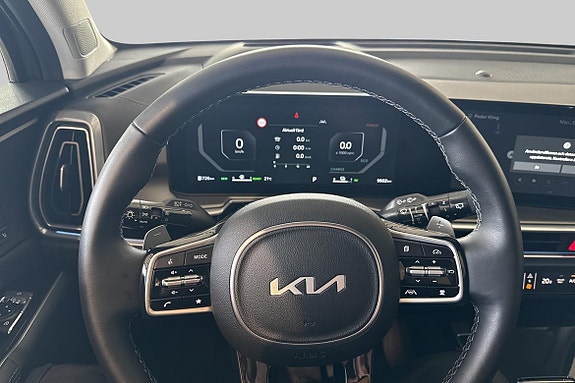 Kia Sorento 9 of 21