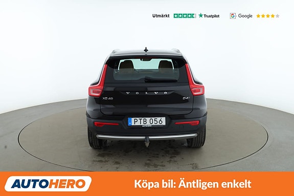 Volvo XC40 4 of 30