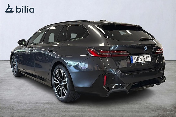 BMW i5 2 of 5