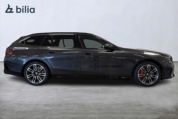 BMW i5 16 of 18