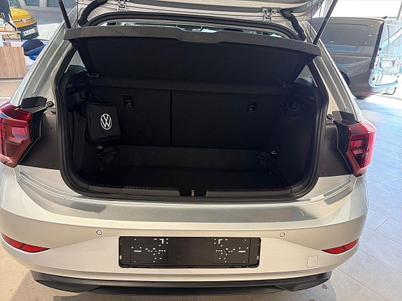 Volkswagen Polo 17 of 18