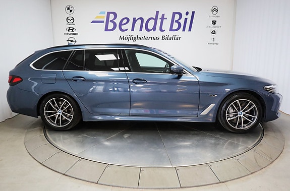 BMW 530e 14 of 25