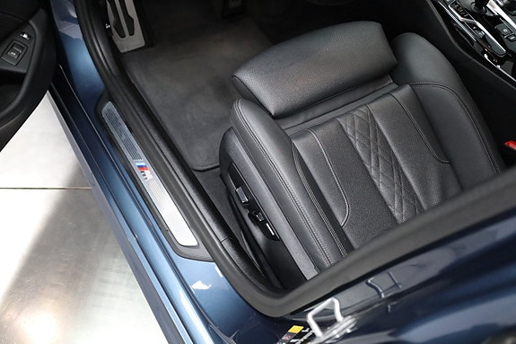 BMW 530e 12 of 25