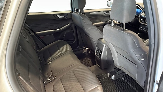 Ford Kuga 5 of 12