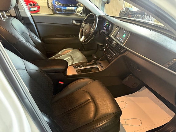 Kia Optima 13 of 20
