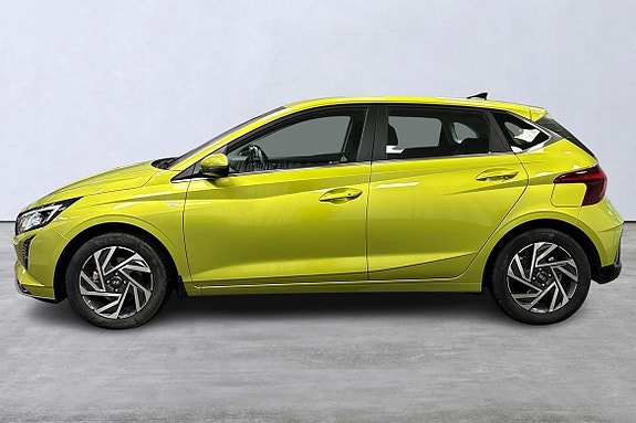 Hyundai i20 2 of 5