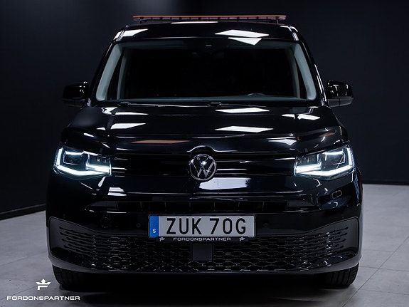 Volkswagen Caddy Maxi 2 of 5