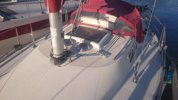 UTHYRES !!  Albin 78, Cirrus. 2 of 5