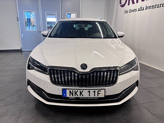 Skoda Superb 3 of 5