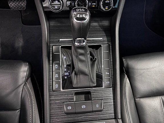 Skoda Superb 13 of 17