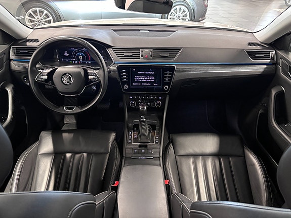 Skoda Superb 5 of 5