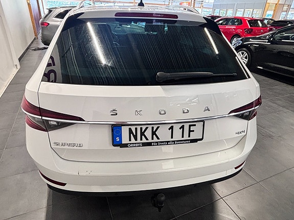 Skoda Superb 4 of 5