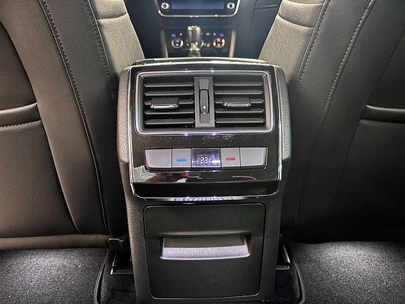Skoda Superb 15 of 17