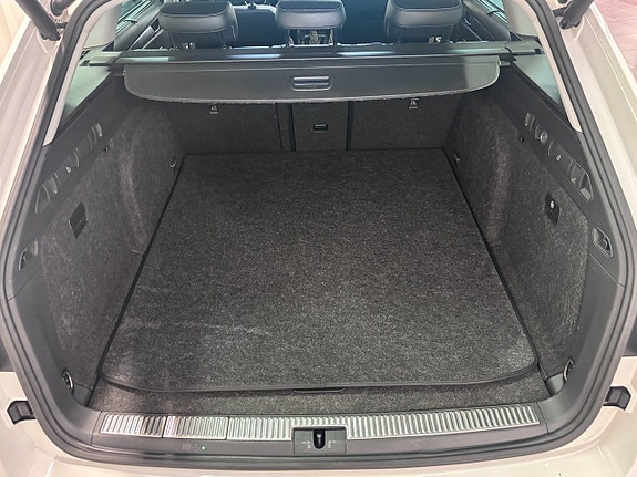 Skoda Superb 17 of 17