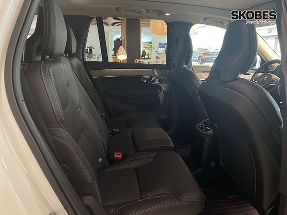 Volvo XC90 9 of 19