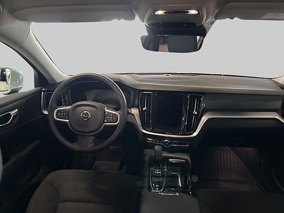 Volvo V60 11 of 18
