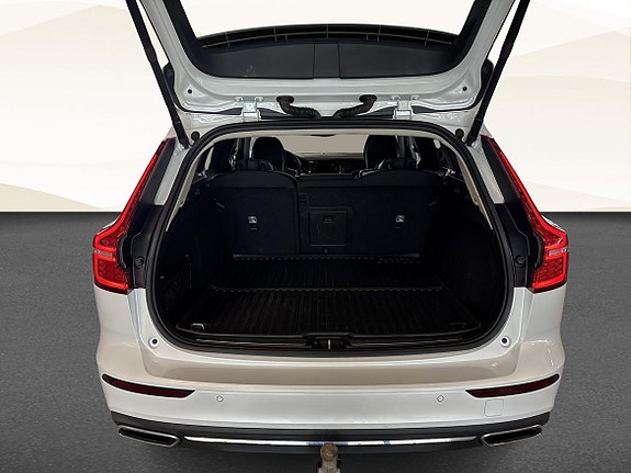 Volvo V60 12 of 18