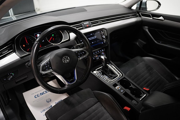 Volkswagen Passat 6 of 23