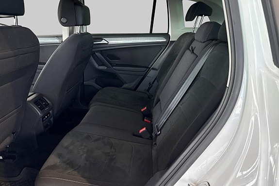 Volkswagen Tiguan 17 of 20