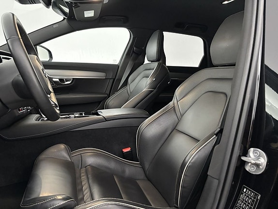 Volvo V90 8 of 18