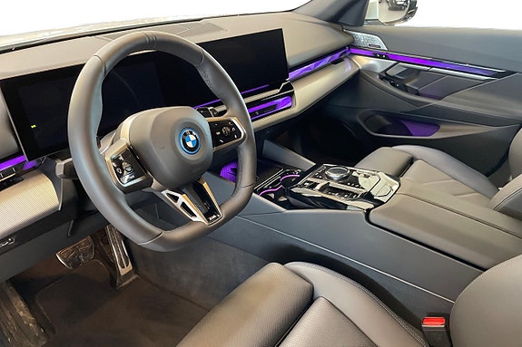 BMW 530e 12 of 19