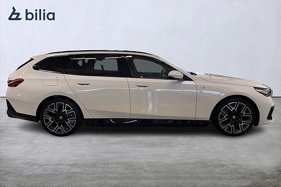 BMW 530e 16 of 19