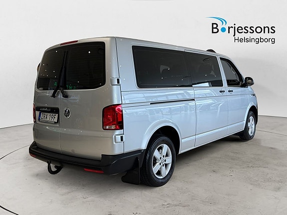 Volkswagen Caravelle 3 of 5