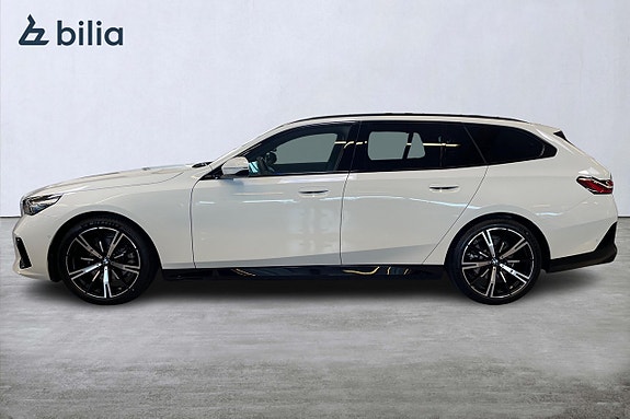 BMW 520d 3 of 5