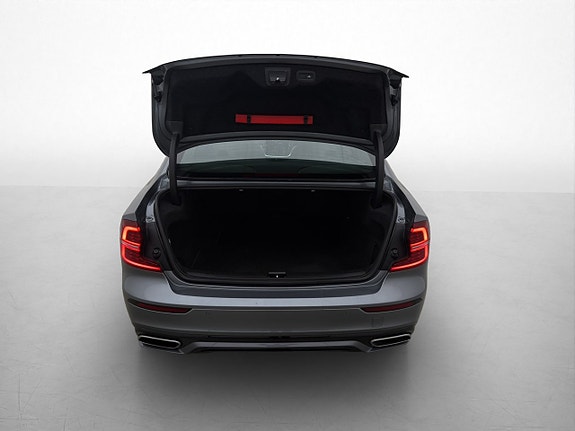 Volvo S60 29 of 30