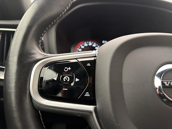 Volvo S60 16 of 30