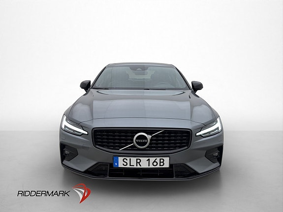 Volvo S60 2 of 5