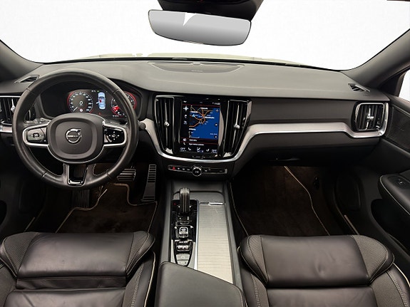 Volvo S60 13 of 30