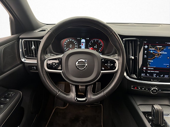 Volvo S60 14 of 30