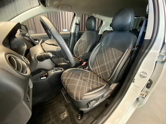 Mitsubishi Space Star 7 of 30