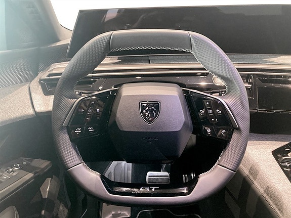 Peugeot 5008 8 of 19