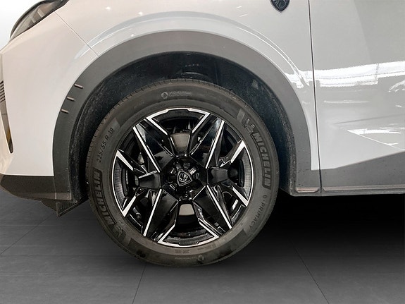 Peugeot 5008 17 of 19